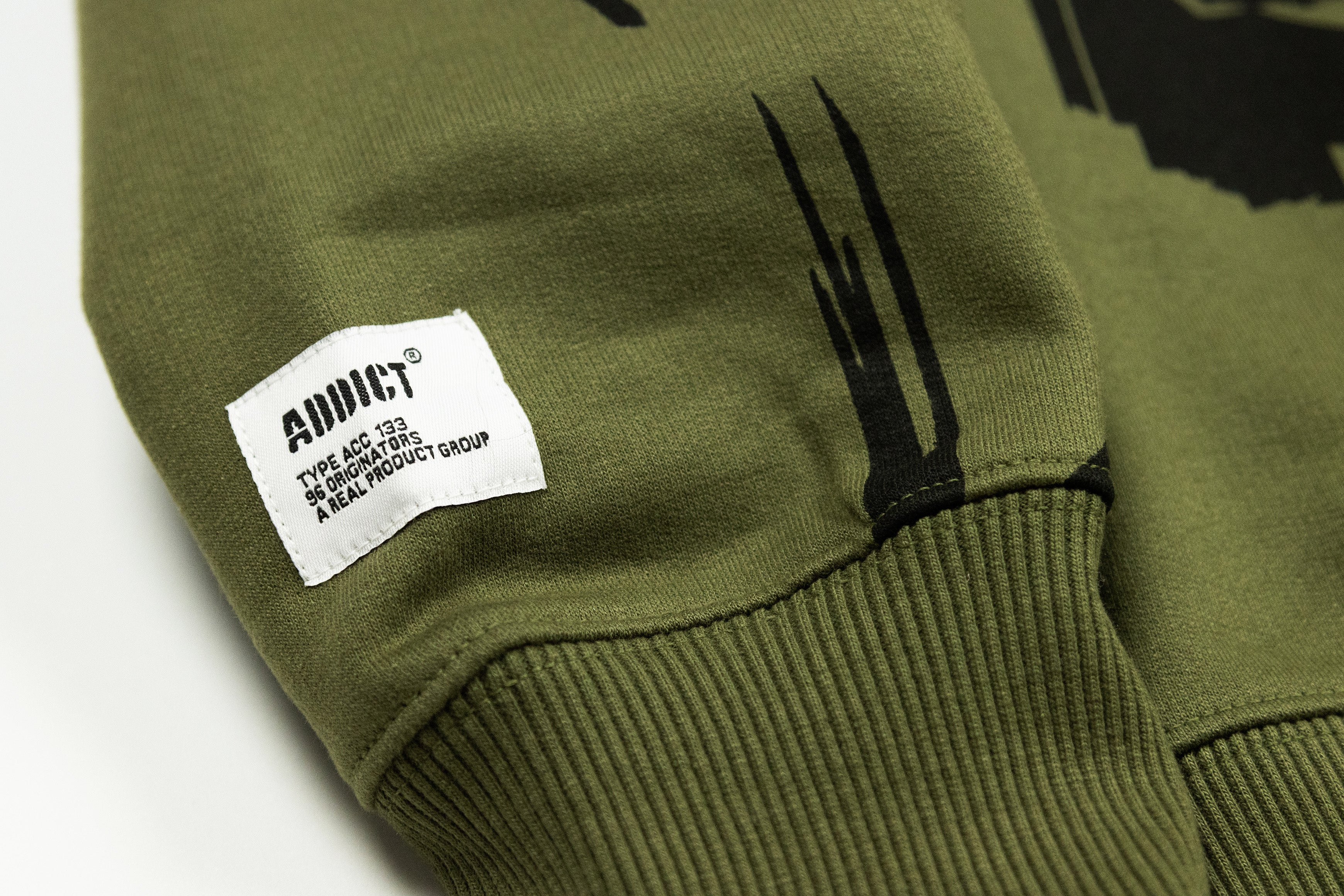 SHE Camo Sweatshirt - Olive/Black